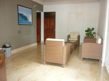 Batuta Maldives Surf View Hotell Thulusdhoo Eksteriør bilde